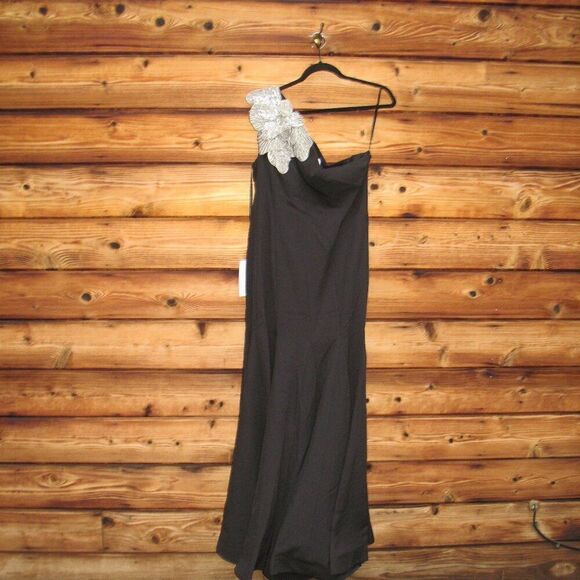 Mac Duggal 11810 Womens Black Crepe One Shoulder Gown With Flower 4 - Picture 6 of 15